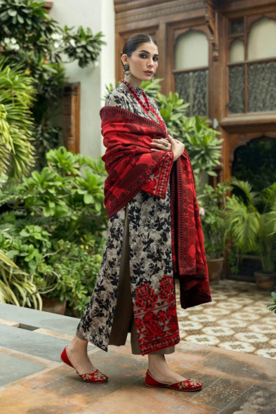 HR-MB437 Digital Printed Lawn Suit 3pc With Lawn Digital Printed Dupatta & Embroidered Patches