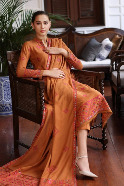HR-BR665 3 Piece Embroidered Dhanak Shirt With Embroidered Dhanak Shawl