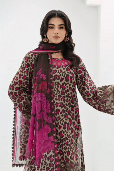 HR-CR78 3pc Digital Printed Lawn Suit With Monar Dupatta & Embroidered Patches