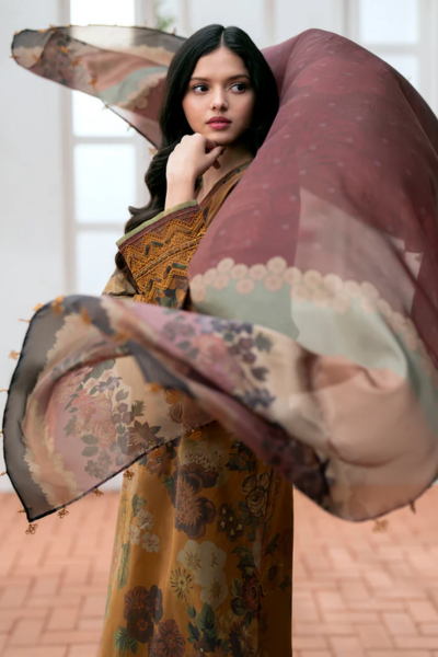 HR-01 Digital Printed Khaddar Suit 3pc with Khaddar Digital Printed Dupatta & Embroidered Patches