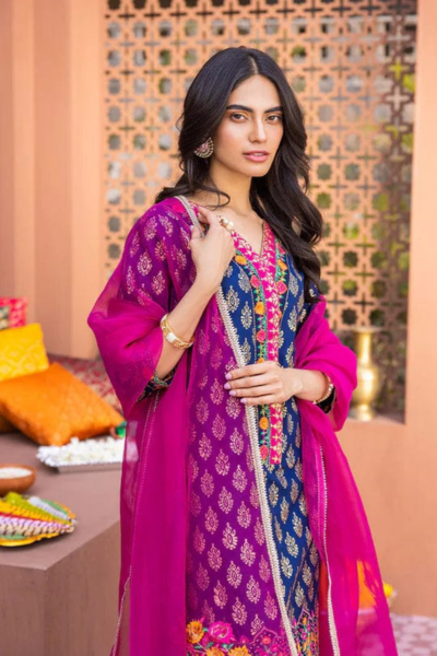 HR-1136 3 Pcs Digital Printed Lawn Shirt Trouser And Dupatta With Embroidered Patches