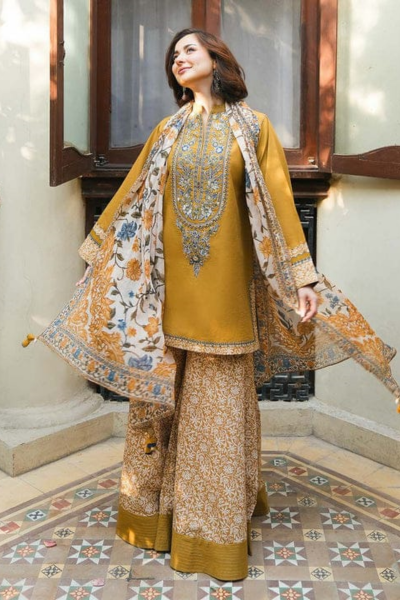 HR-SP510 3Pc Embroidered Lawn Shirt with Printed Poly Lawn Dupatta