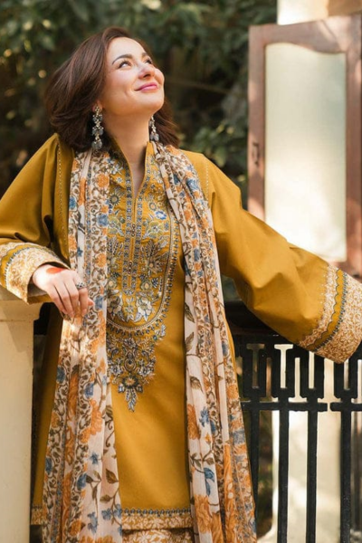 HR-SP510 3Pc Embroidered Lawn Shirt with Printed Poly Lawn Dupatta