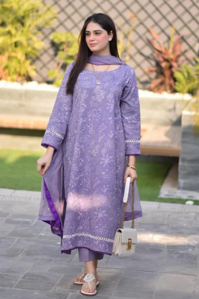 HR-BR2575 3 Pcs Embroidered Lawn Shirt With Embroidered Chifoon Dupatta