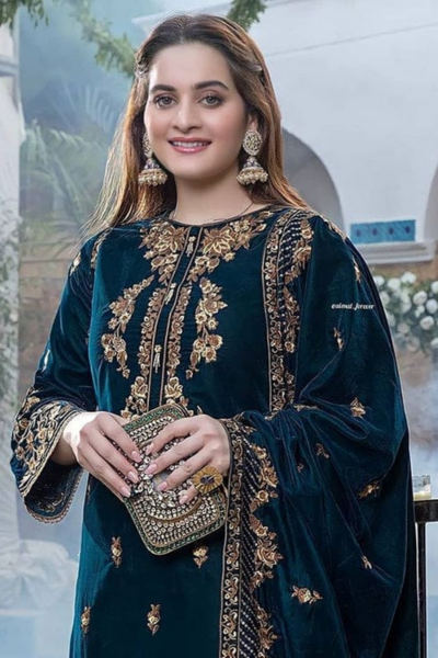 HR-MB1060 3 Piece Embroidered Velvet Shirt And Shawl With Silk Trouser