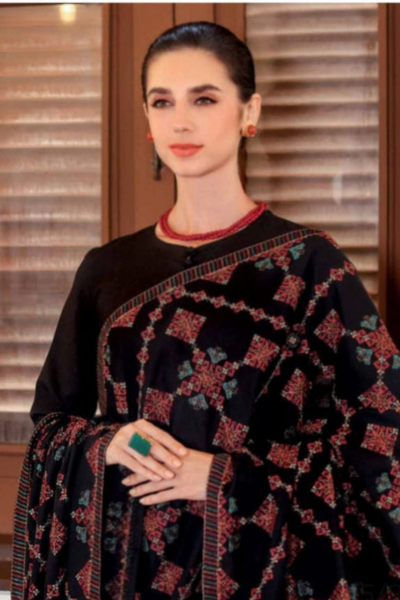 HR-BR740 3 Piece Dhanak Shirt With Embroidered Shawl