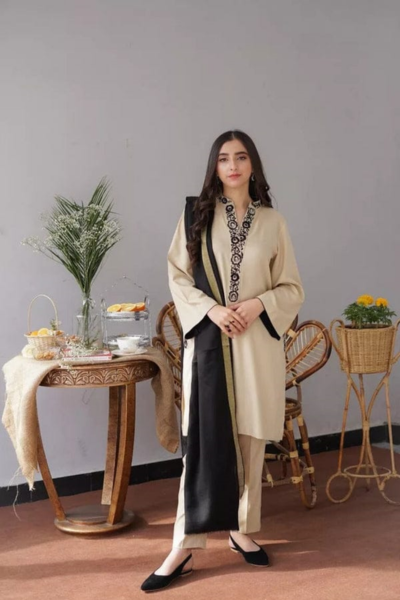 HR-AS 05 3 Piece Embroidered Dhanak Shirt With Embroidered Dhanak Dupatta