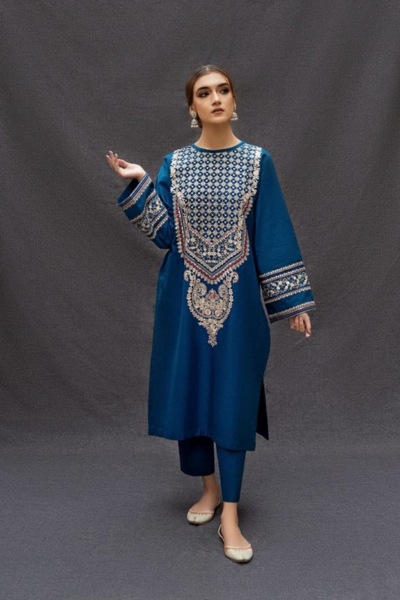 HR-BA69 2 Piece Embroidered Dhanak Shirt And Trouser