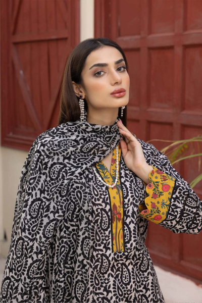 HR-32 Unstitched Digital Printed Lawn Suit 3pc With Digital Printed Lawn Dupatta