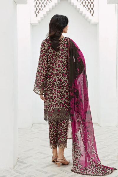HR-CR78 3pc Digital Printed Lawn Suit With Monar Dupatta & Embroidered Patches