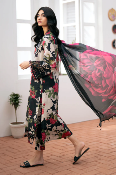 HR- 80 Printed unstitched Lawn Suit 3pc With Lawn Printed Dupatta & Embroidered Patches