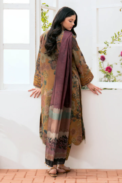 HR-01 Digital Printed Khaddar Suit 3pc with Khaddar Digital Printed Dupatta & Embroidered Patches