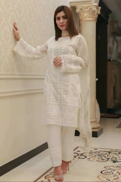 HR-D750 Unstitched Embroidered Lawn Suit 3pc With Monar Dupatta