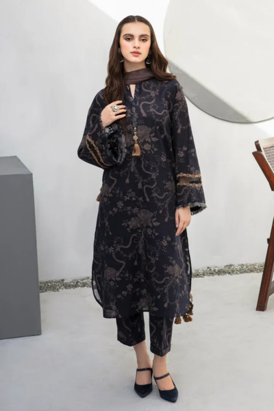 HR-Khaddar 3pc Digital Printed Suit With Digital Printed Khaddar Dupatta