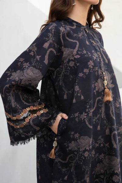 HR-Khaddar 3pc Digital Printed Suit With Digital Printed Khaddar Dupatta