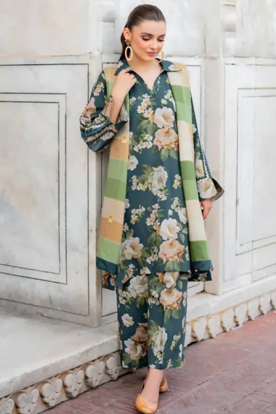 HR-Khaddar 3pc Digital Printed Suit With Digital Printed Khaddar Dupatta
