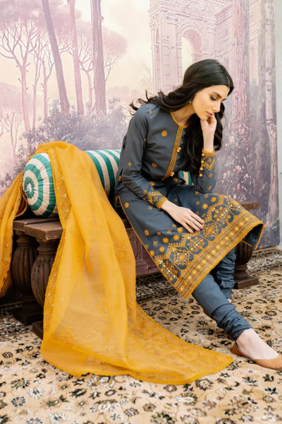 HR-3Pc Unstitched Sequence Embroidered Lawn Suit With Organza Embroidered Dupatta