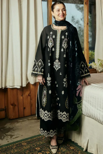 HR-701 Lawn Embroidered 3pc Suit With Fine Net Dupatta