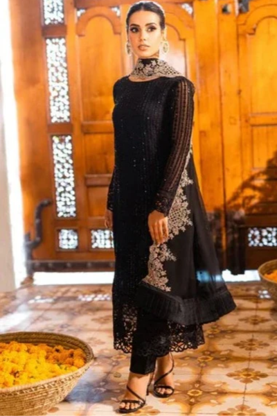 HR-702 Lawn Embroidered 3pc Suit With Fine Net Dupatta