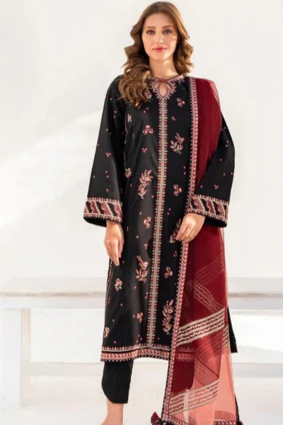 HR-705 Lawn Embroidered 3pc Suit With organza Dupatta