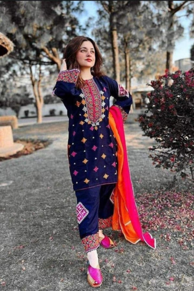 HR-BR1275 3 Piece Embroidered Lawn Shirt With Embroidered Chiffon Duppata
