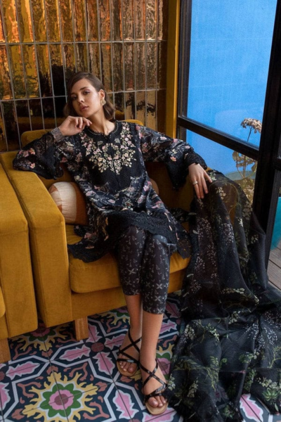 HR-SN19 3 Piece Digital Printed Lawn Shirt With Silk Dupatta