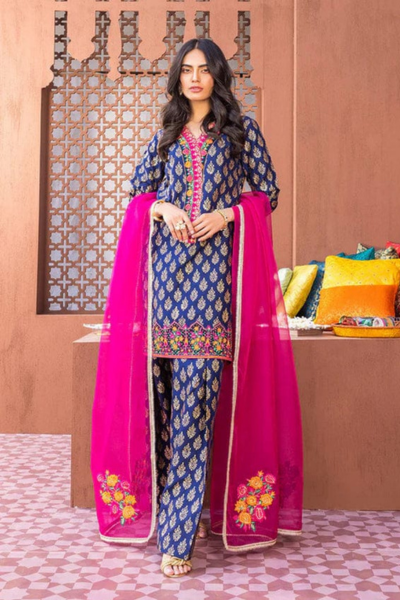 HR-1136 3 Pcs Digital Printed Lawn Shirt Trouser And Dupatta With Embroidered Patches