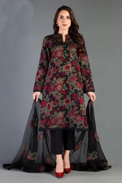 HR-BR345 3 Piece Embroidered Lawn Suit With Embroidered Bamber Chiffon Dupatta