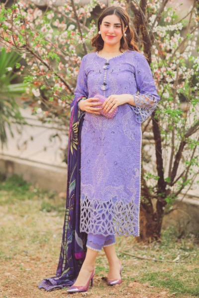HR-MS 04 3 Piece Embroidered Lawn Shirt with Digital Printed Silk Dupatta